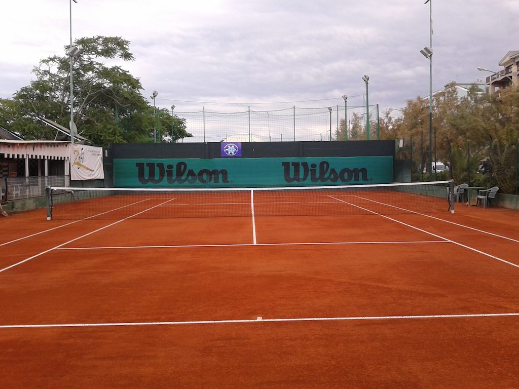 TENNIS SERVICE realizzazione e manutenzione campi da tennis in terra battuta